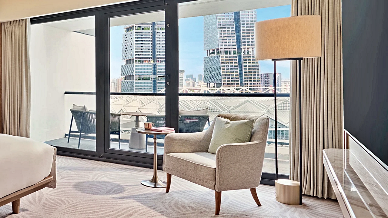 레지덴셜 스위트 위드 발코니