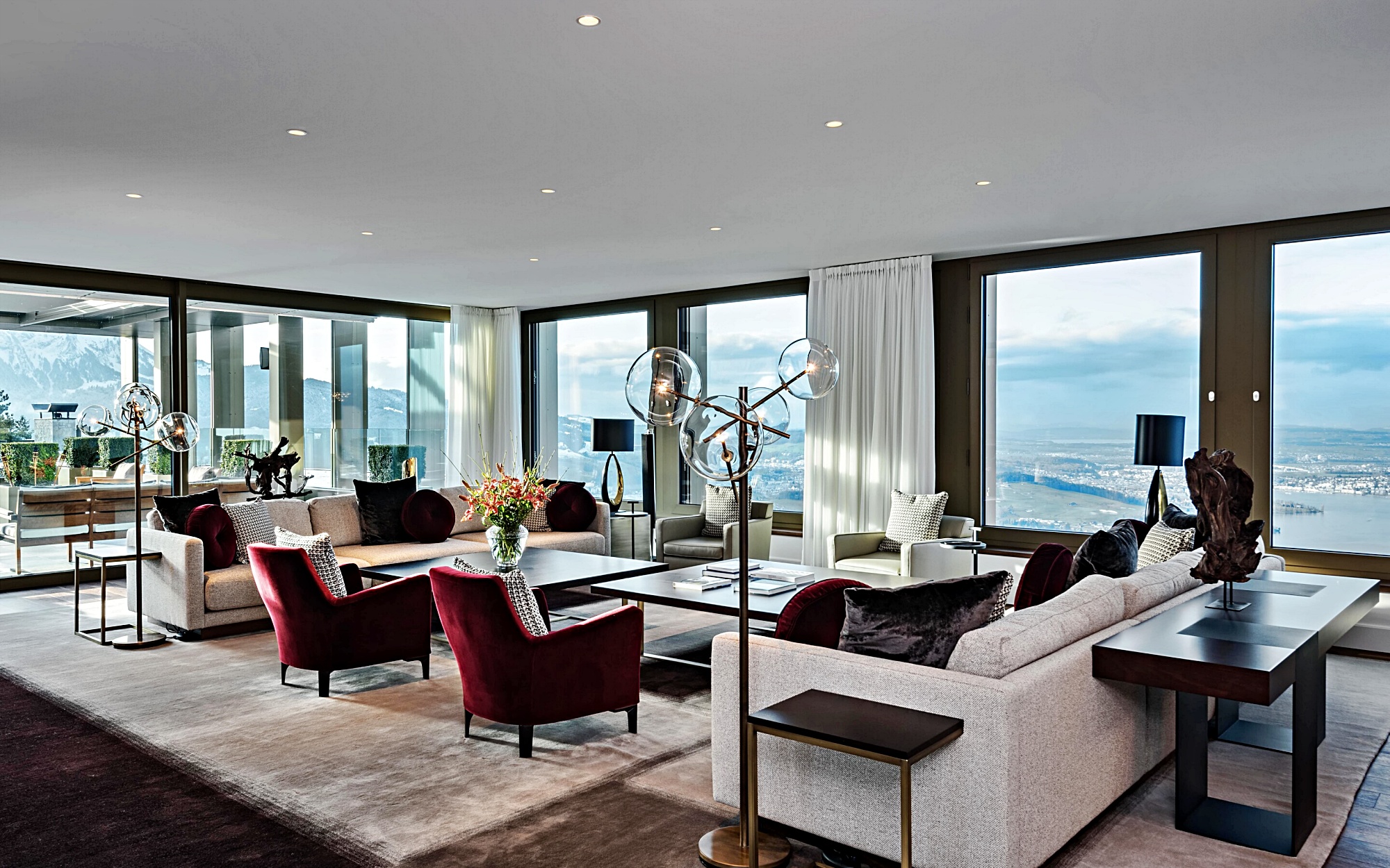 컨템포러리 레이크뷰 로얄 스위트