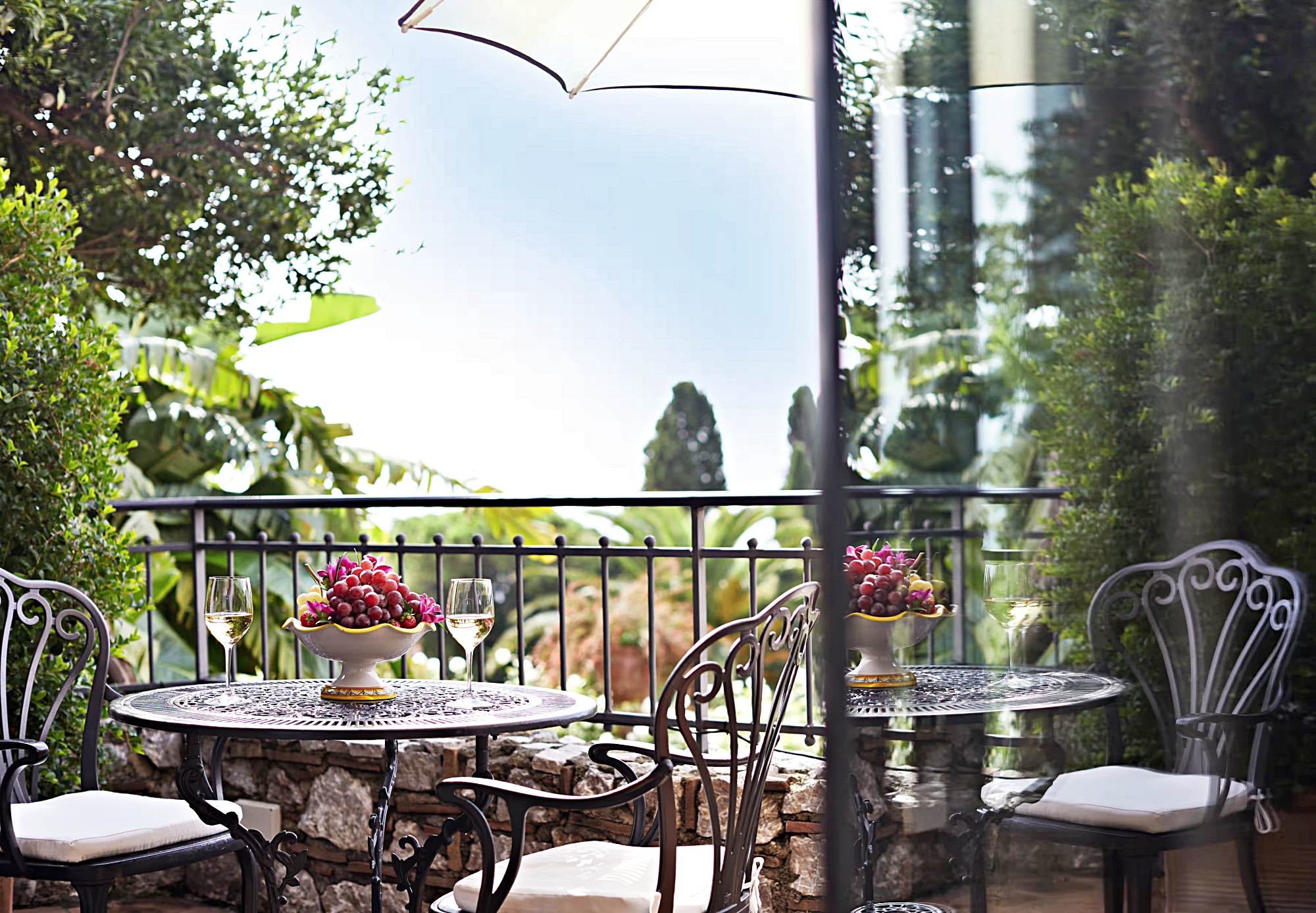 디럭스 씨뷰 with 발코니 or 테라스