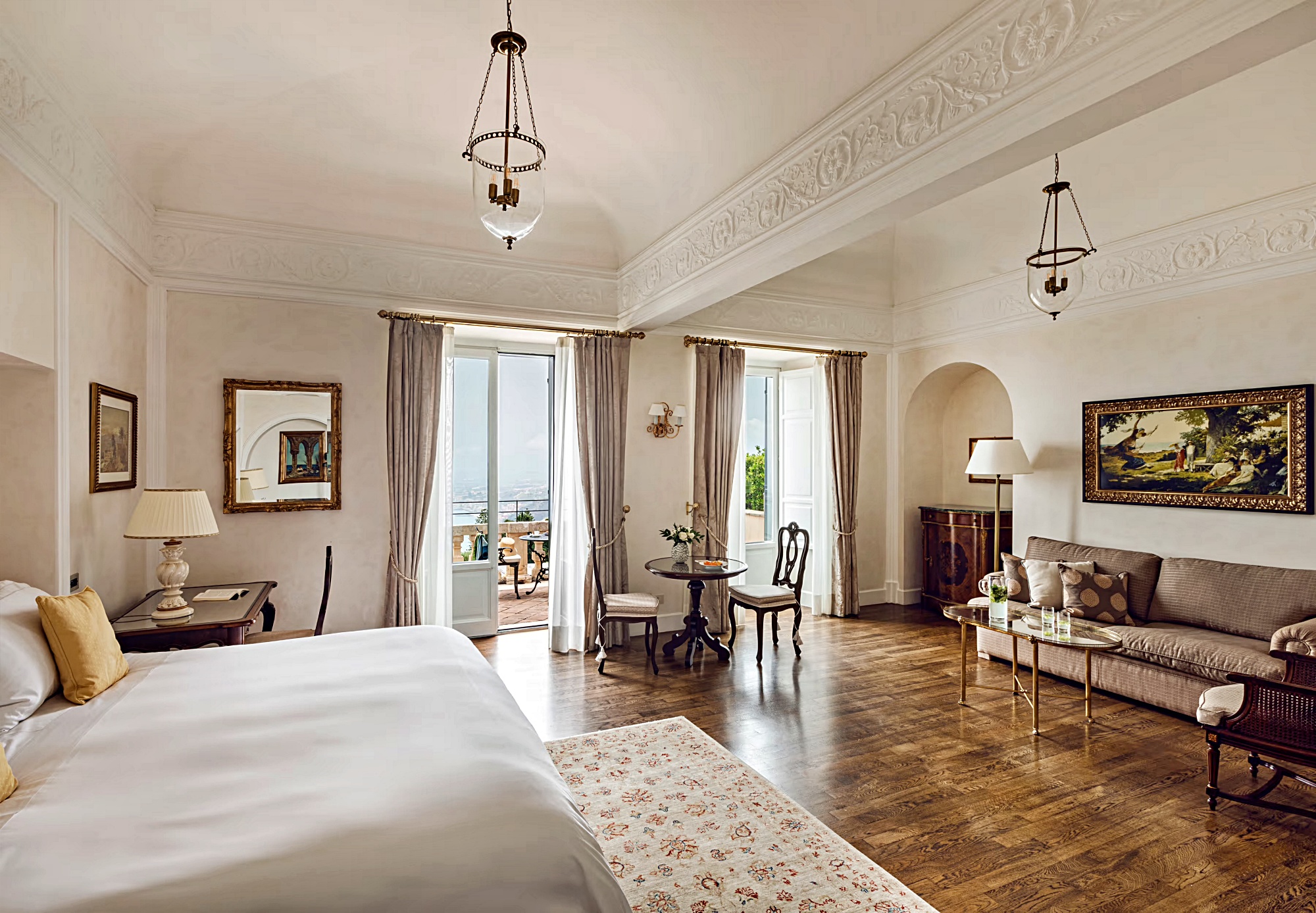 프리미엄 씨뷰 주니어 스위트 with 발코니 or 테라스