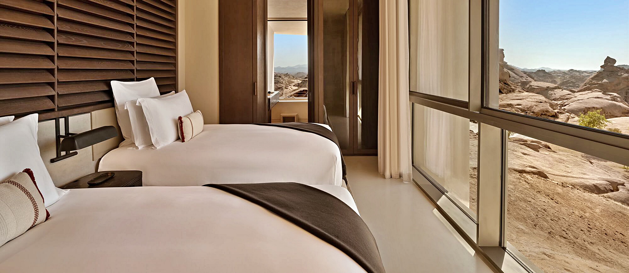 투 베드룸 클리프 행잉 빌라